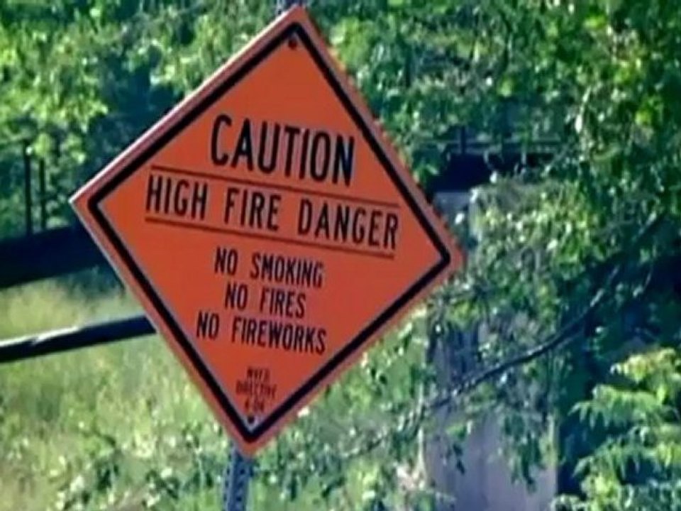 Firefighters battle record New Mexico blaze