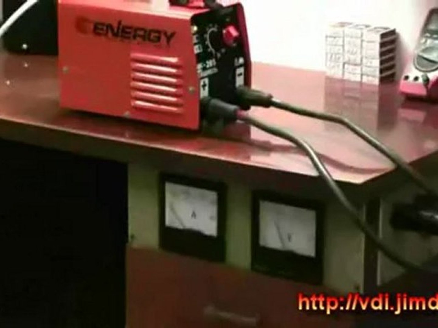 ⁣Сварочные аппараты тестируются на заводе им. Патона.