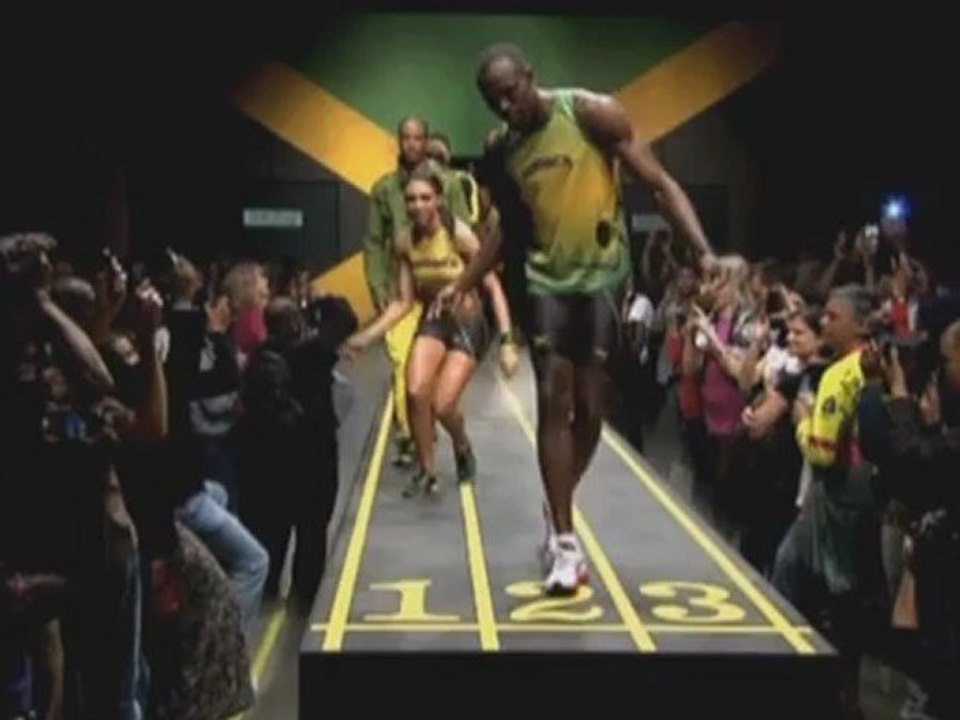 Bolt tanzt sich in neuem Outfit nach London