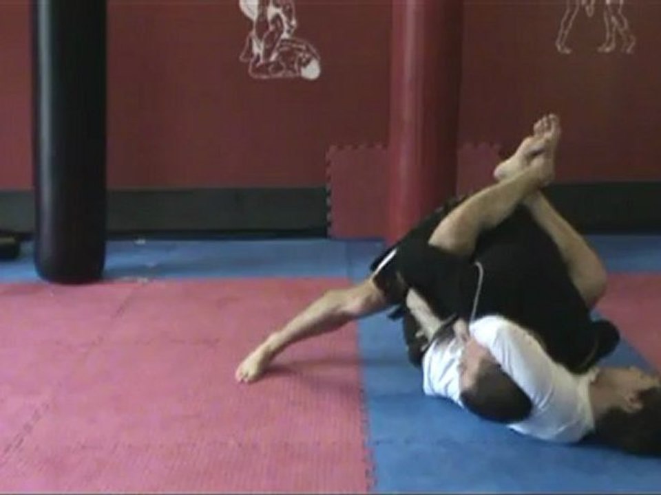 Escaping the Guillotine Choke