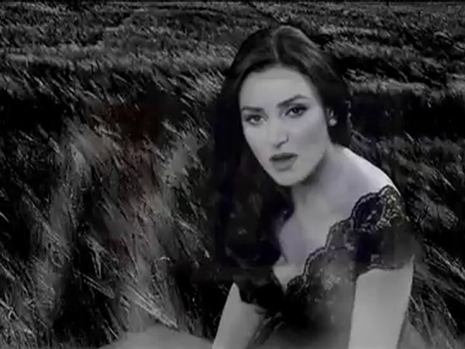 Sevcan Orhan Bahçada Yeşil Çınar sok şarkısı yeni cıkan klip http://www.ilacgibisesli.com