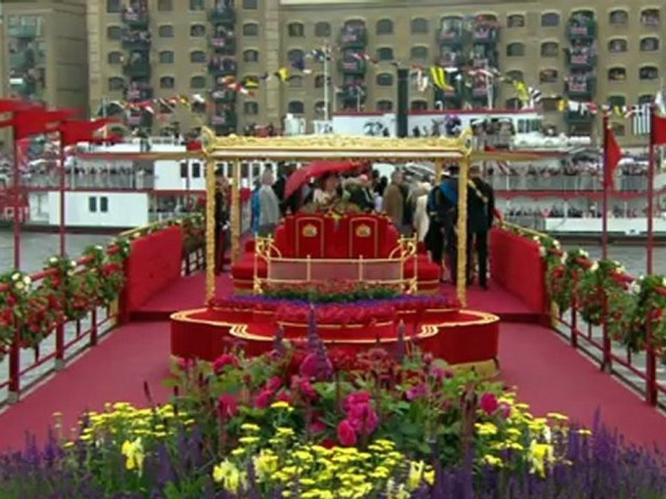 Diamond Jubilee River Pageant: The Best Bits