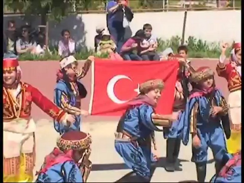 Yalçın Çiftçi İlköğretim Okulu 23 Nisan 2012