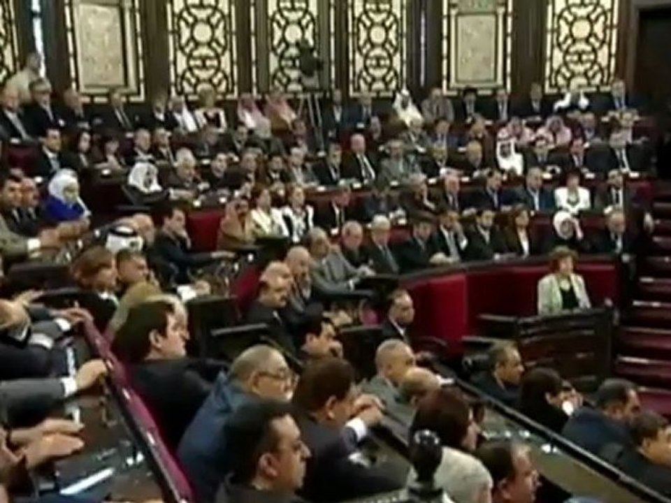 Syrian town shelled