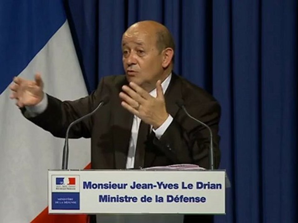 extrait - Point de presse du 30 mai 2012 - MINDEF