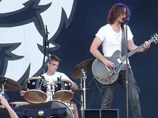 Soundgarden @ Werchter Boutique Belgium, 28-05-2012: 'Black Hole Sun'