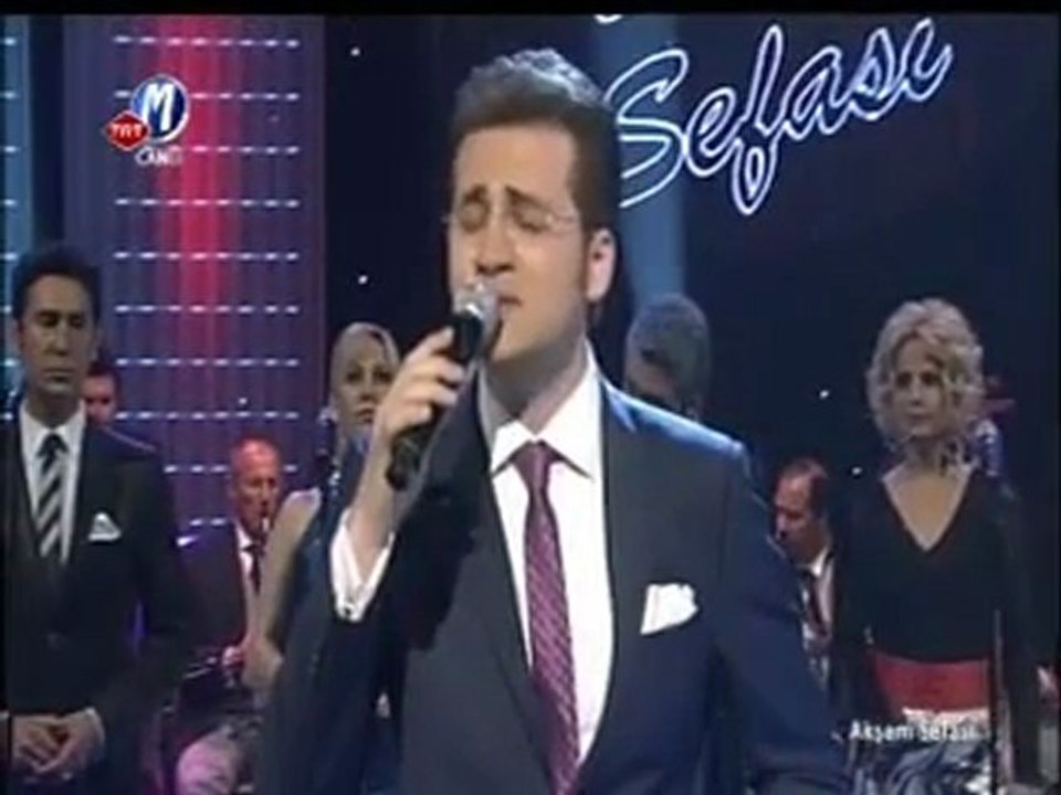 İhsan Güvenç -- Önce tuttun elimden sonra neden bıraktın