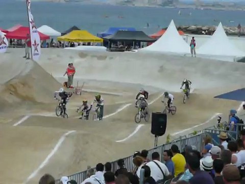 5ème coupe de france BMX Marseille Ian Guionnet Bunny hop club Briançon1/4 de finale benjamin