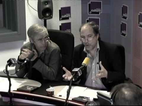 Les matins - Québec : des manifestations étudiantes à la crise sociétales