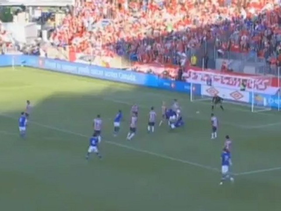 De Rosario verstolpert Kanadas Sieg