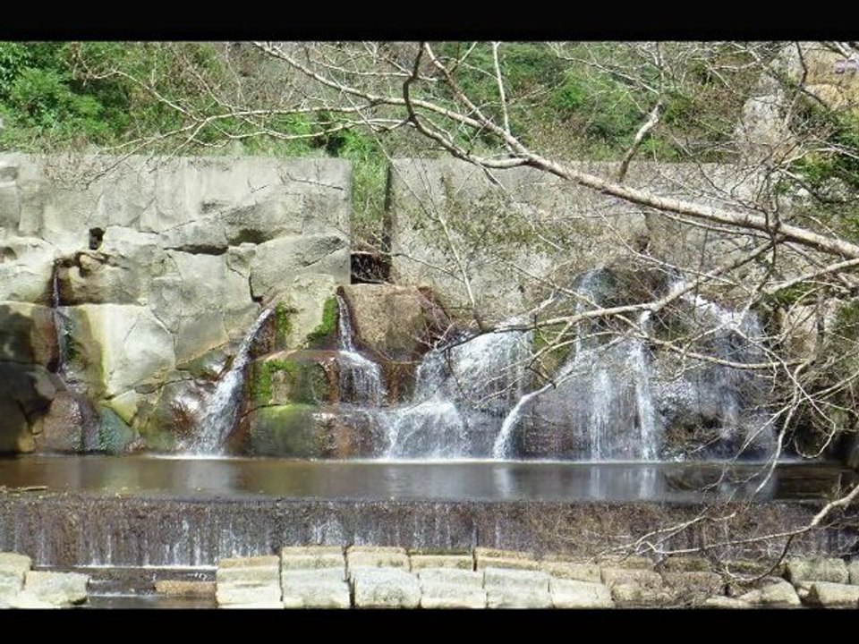 Les chutes d'eau de Hiji (2012)