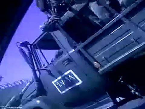 Syria فري برس دمشق حي القابون لحظة إقتحام الحي 10 6 2012 Damascus