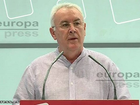 Lara (IU) reclama que la deuda la paguen los bancos