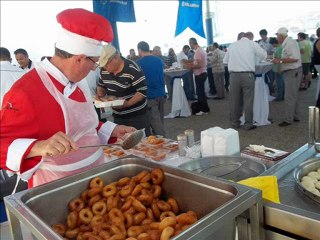 Koluman Geleneksel Barbekü Etkinliğin'de Lokma Şhov Slayt 2