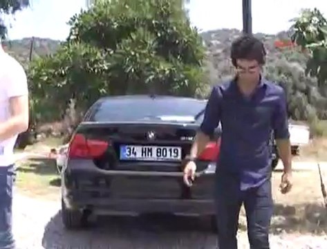 Arda Turan, Mehmet Ağar'ı Ziyaret Etti