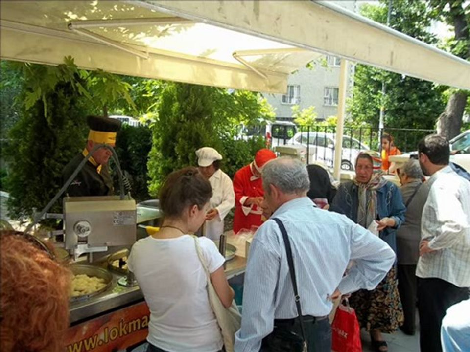 Merhum ZEKİ ACUNER Vefatının 40.Günü Mevlid Okundu Lokma Döküldü