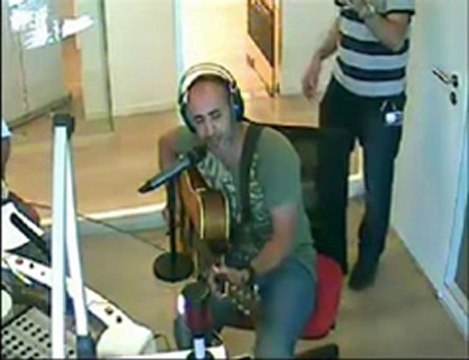 חלק 5 ואחרון כוכב בצהריים אלירז משדר מרדיו ת א מאי 2012+שיר בהקדשה(: