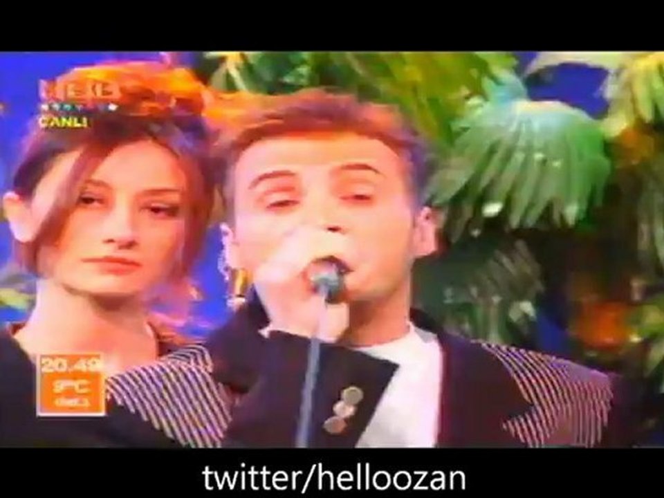 90 lar ozan canlı performans HBB TV tek başına yıldız bahcesi hello ozan demir alp demiralp