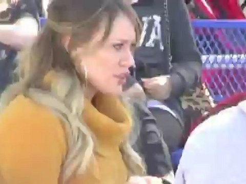 Motherhood and Career All Upbeat for Hilary Duff