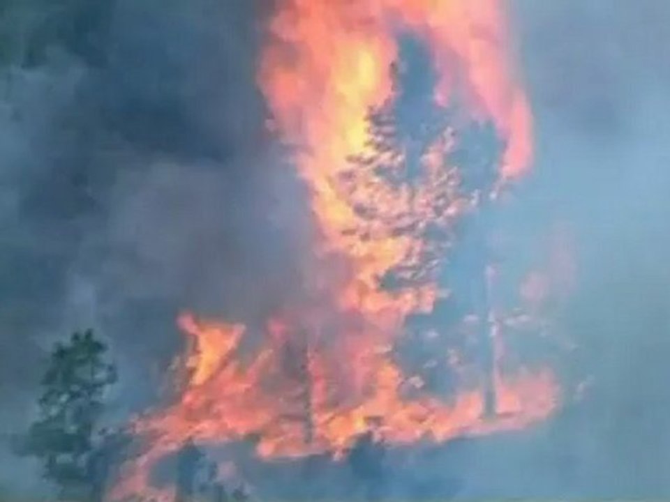 Wildfire forces evacuations in Colorado