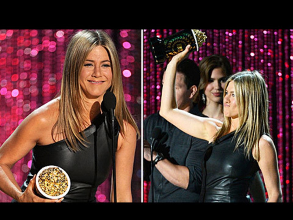 Jennifer Aniston Is The 'Dirt Bag'! - Hollywood Scoop