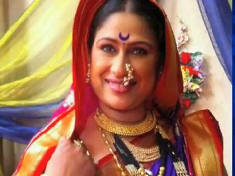 Marathi Actress Harshada Khanvilkar Wins At MATA Sanmaan - Marathi News