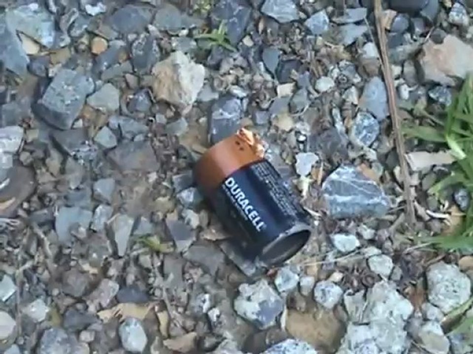 D-Cell battery explodes at 42 Volts AC