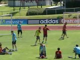 España cumple su último entrenamiento antes de viajar a Polonia