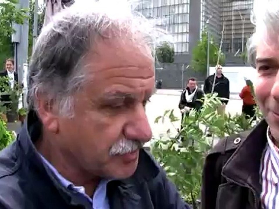 Soutien de Noël Mamère