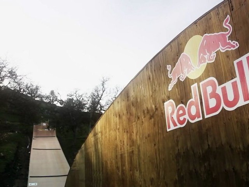 Redbull - Skateboard Tom Schaar Perfect 1080!