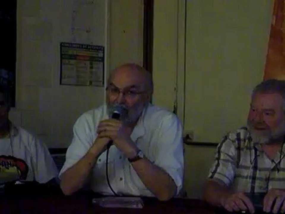 100_7023 Réunion publique Landivisiau vendredi 01 juin