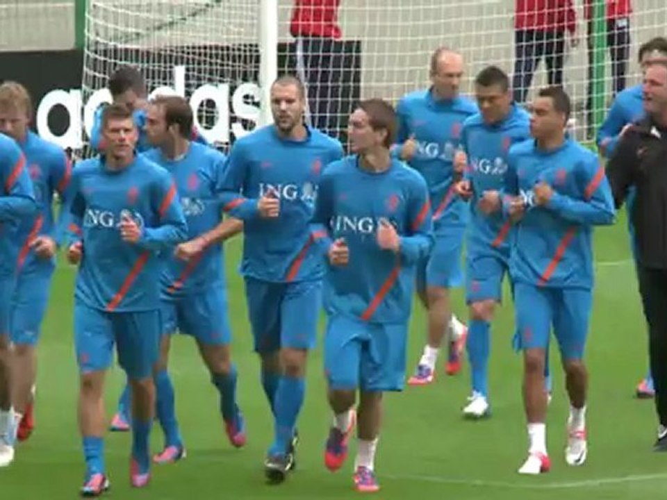 Euro-2012: premier entraînement des Pays-Bas à Cracovie