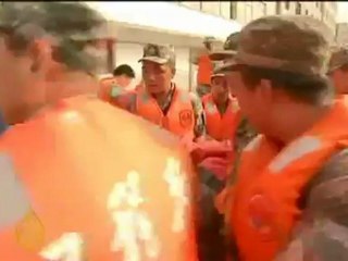 Deadly China landslide claims hundreds of lives