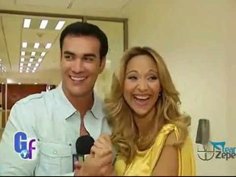 David Zepeda @davidzepeda1 confesó ser fan de @Thalia desde hace mucho tiempo