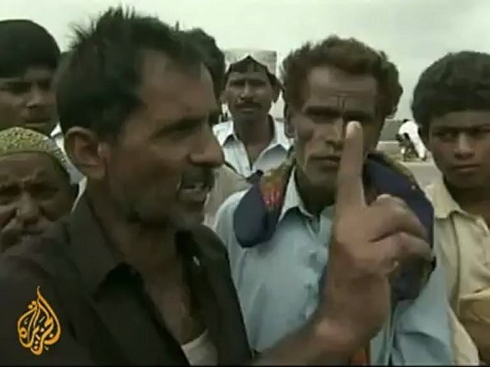 Indus threatens southern Sindh