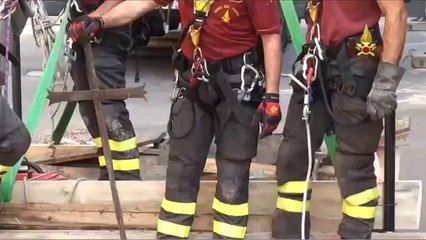 Pieve di Cento (BO) - Terremoto - Recupero croce (02.06.12)