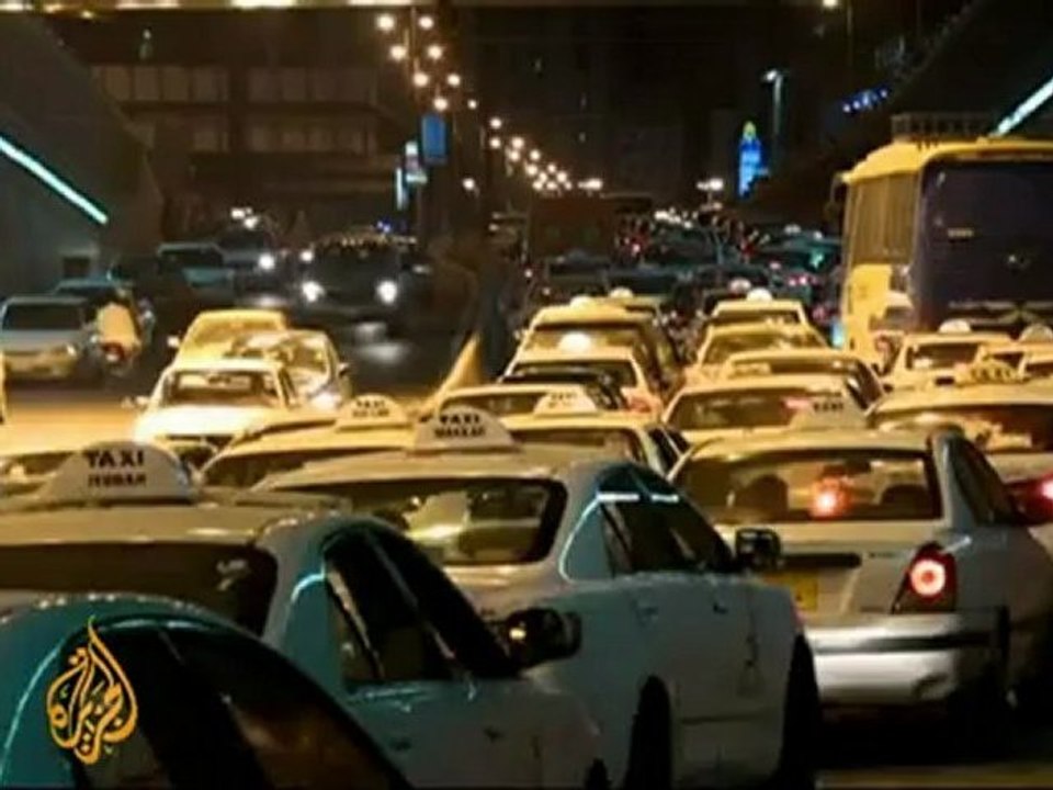 Hajj 2010 shows signs of past and present