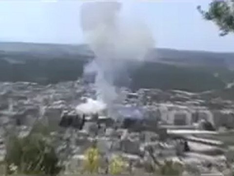 Syria فري برس ادلب أريحا قصف بالدبابات والرشاشات الثقيلة علة مدينة أريحا 3 6 2012ج1 Idlib