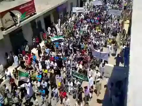 Syria فري برس حماة المحتلة كفرزيتا مظاهرة حاشدة في جمعة اطفال الحولة مشاعل النصر 1 6 2012 ج1 Hama