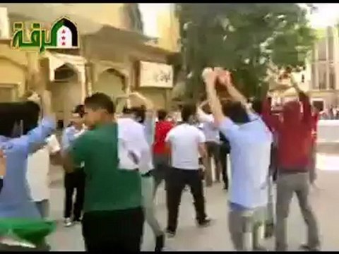 Syria فري برس الرقة مظاهرة احرار وحرائر الرقة حي البياطرة 31 5 2012 Reqqa