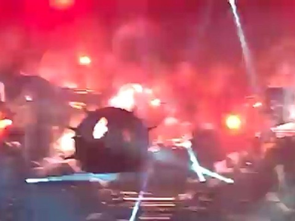 Entrée *Johnny Hallyday* Stade Bonal 5 juin 2012