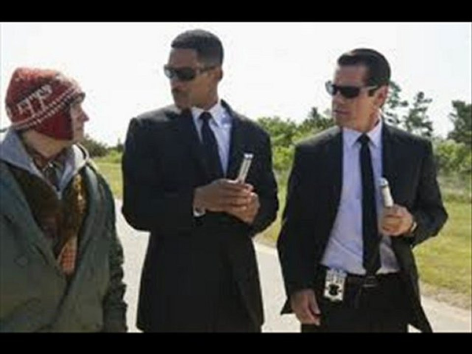 MEN IN BLACK III  Online