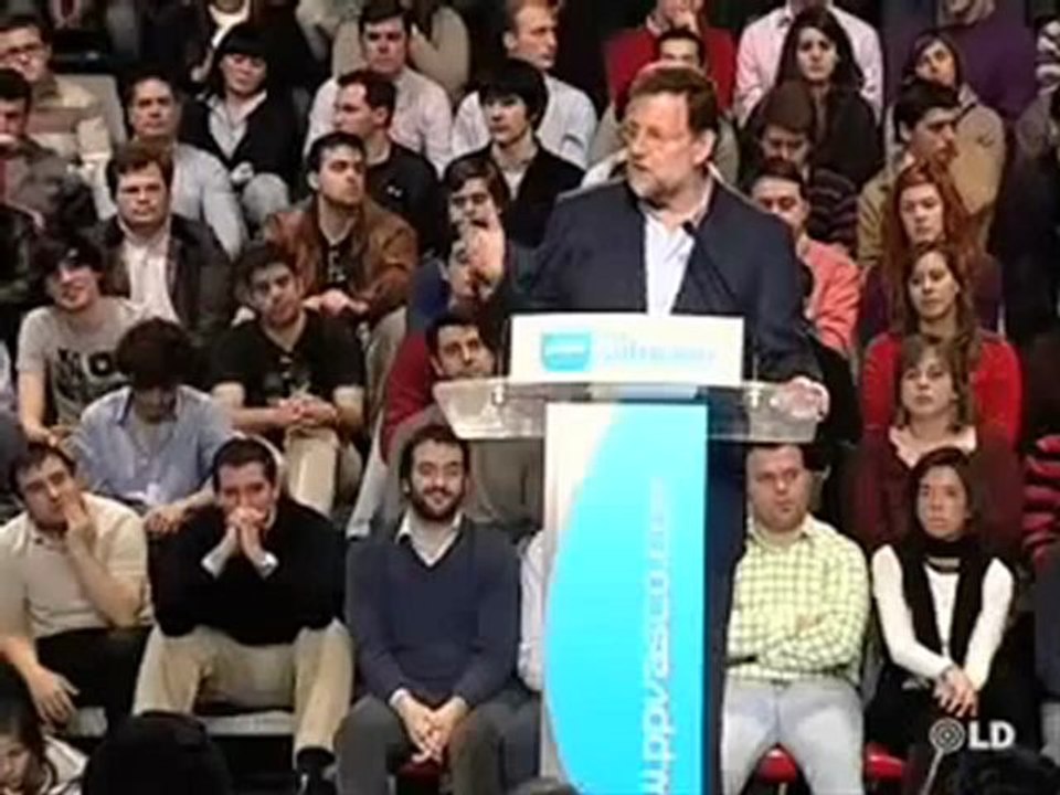 Rajoy: "Hay quien se va de caza y hay quien se moja"