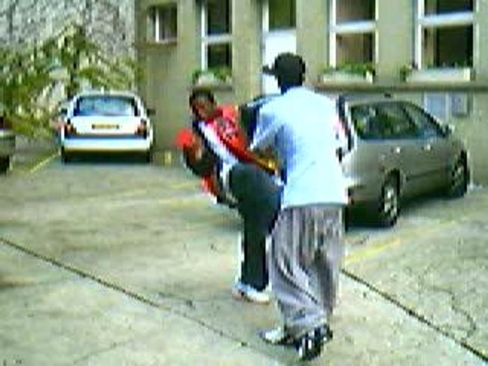 YANN VS LARRY