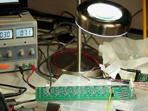 Tactus Physical keyboard appears and disappears on top of touchscreens