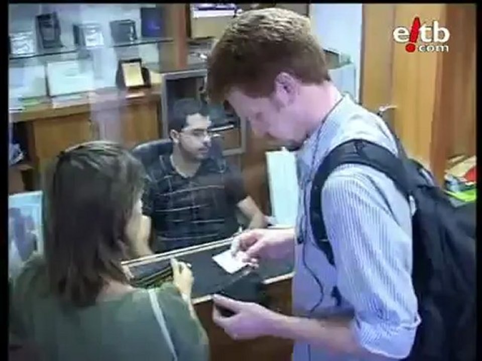 Fermin Muguruza presenta su documental en Palestina