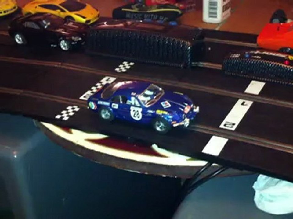scalextric renault alpine