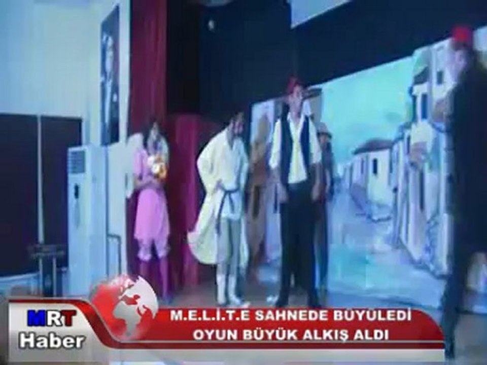 M.E.L.İ.T.E SAHNEDE BÜYÜLEDİ