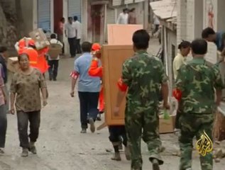 عمليات البحث والانقاذ من الإنهيارات الطينية بالصين