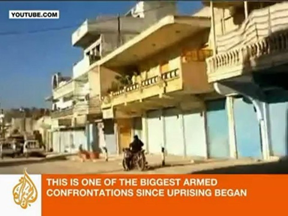 Syrian army clashes with defectors in Busra al-Harir